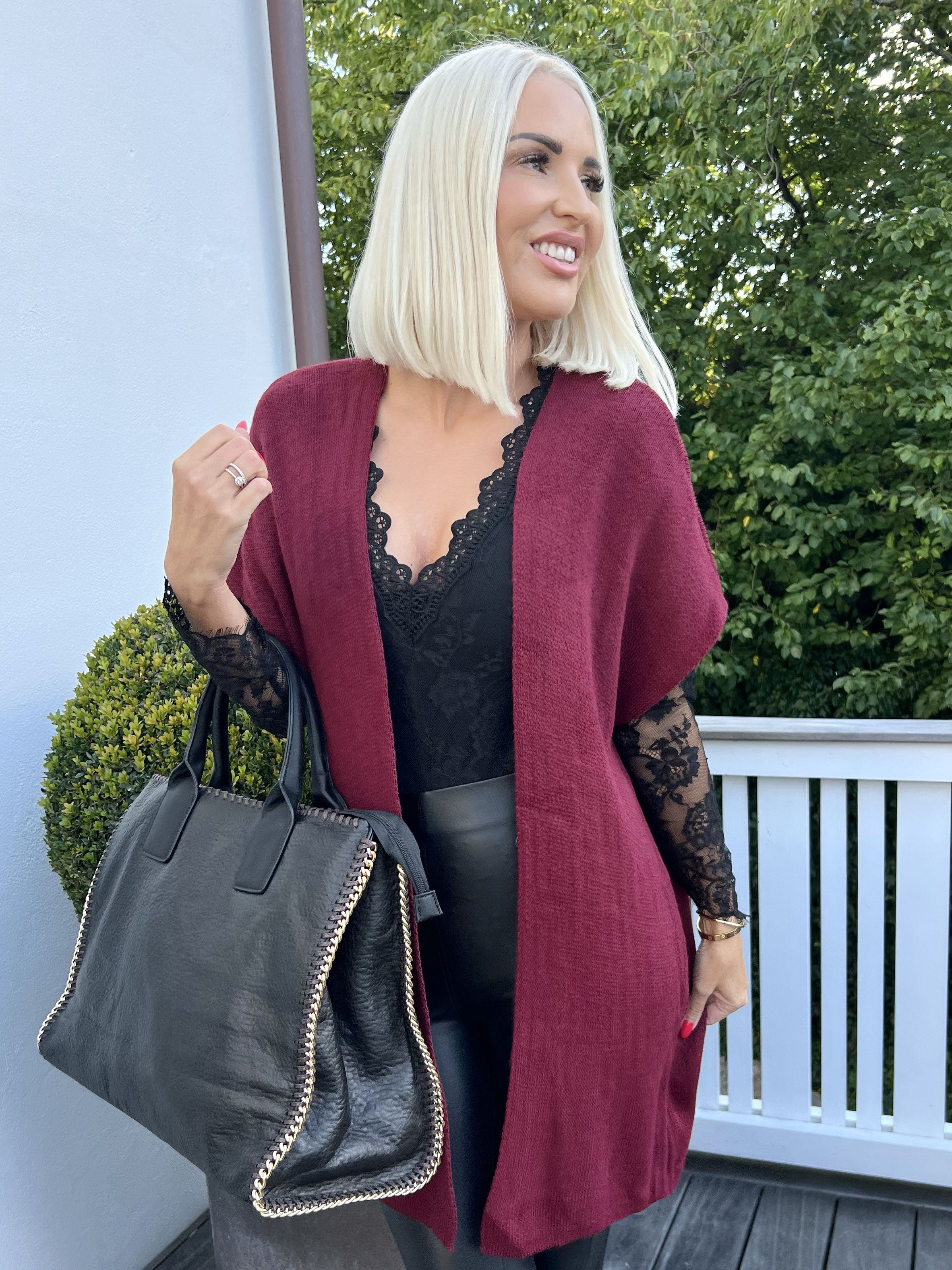 Tilly Plain - Blød strik cardigan uden ærmer